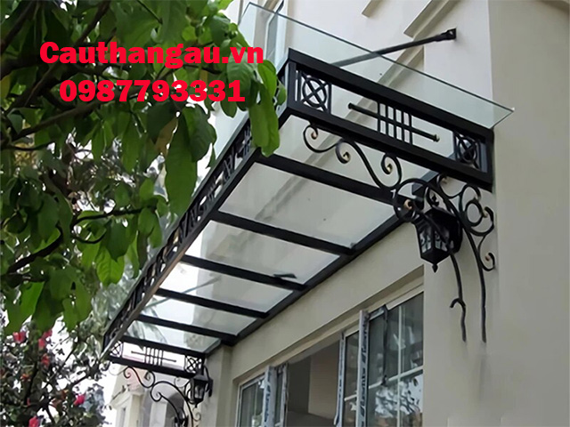 Mái che sắt nghệ thuật kính cường lực tại hà nội Mái che sắt nghệ thuật kính cường lực tại hà nội